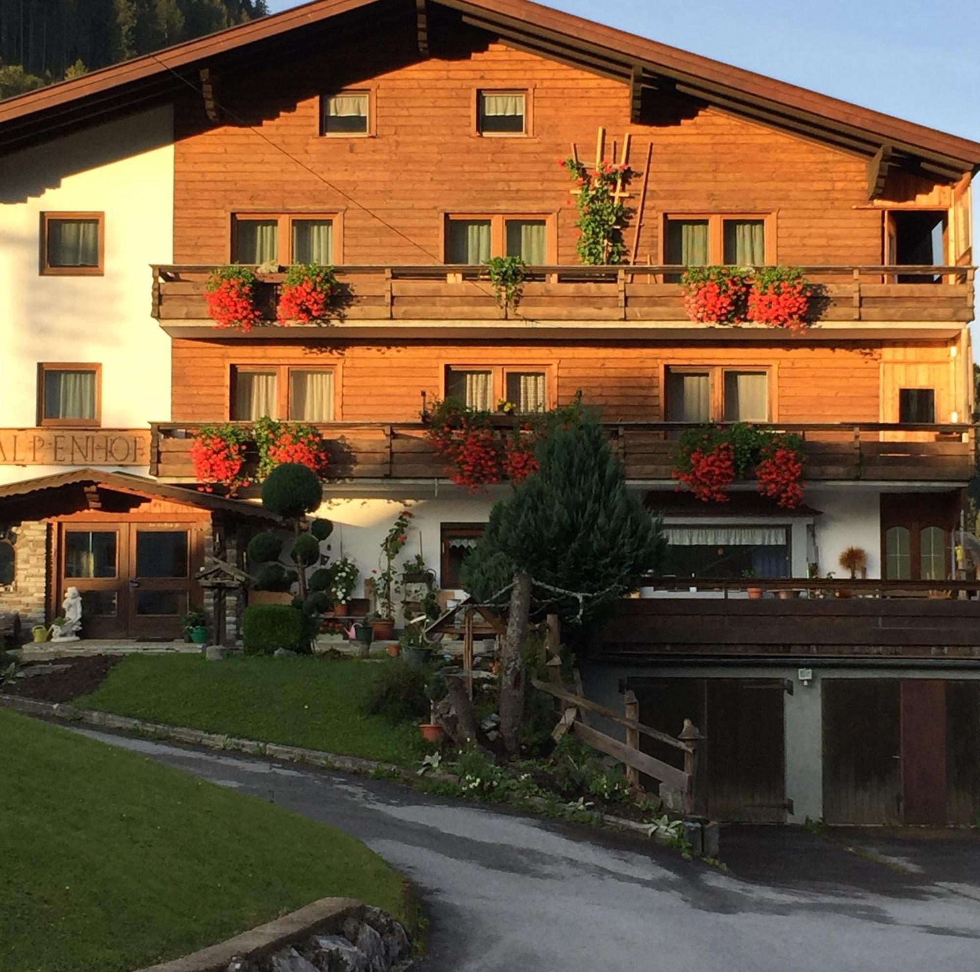 Отель Alpenhof "Alt Laehn" Экстерьер фото